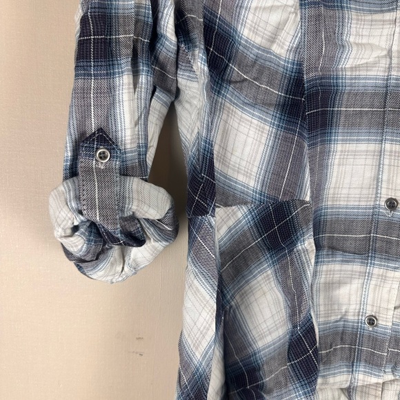 Tantrums Blue Plaid Embriodered Floral 1/4 Sleeve Button Up Sleeve Top Size S - Picture 4 of 8